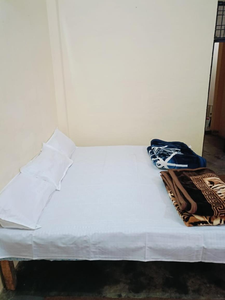 Triveni Home Stay Allāhābād Junction エクステリア 写真